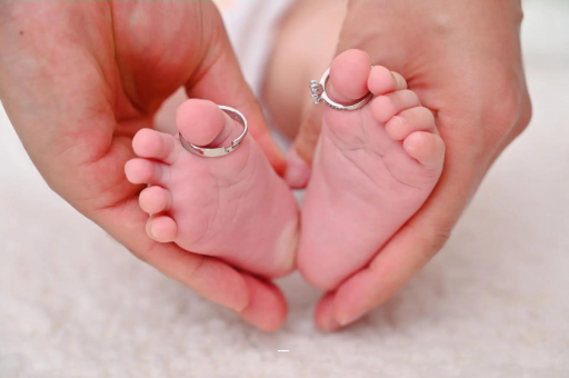 无为宝宝挤眼睛是怎么回事